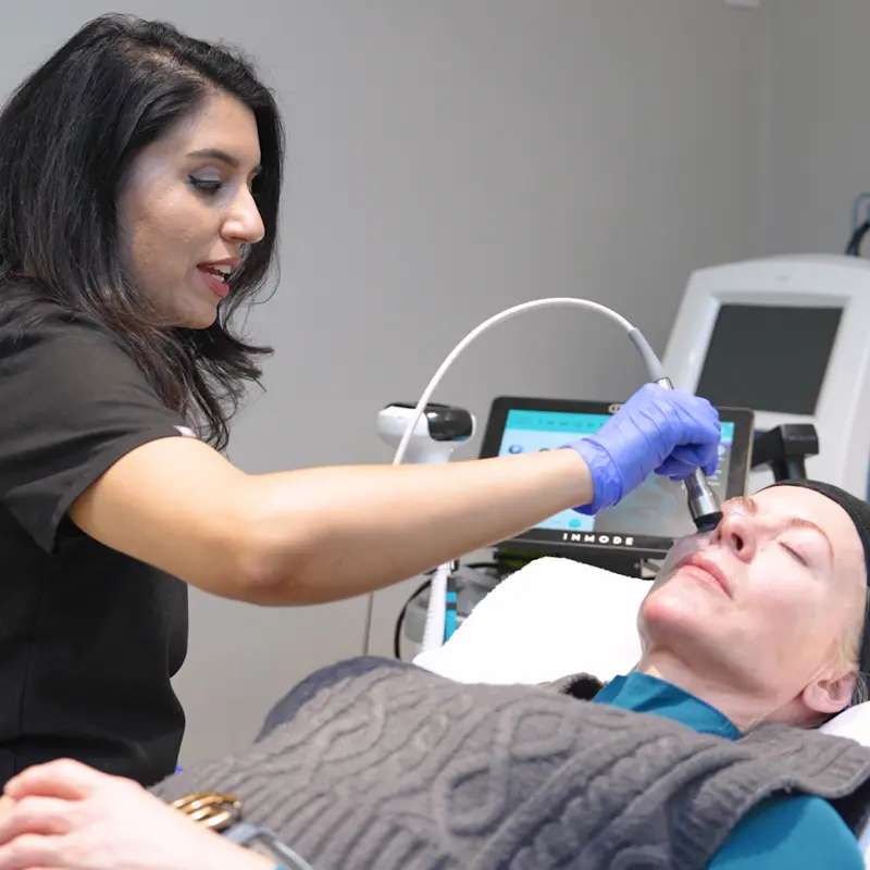 Alice Hart-Davis having Envision Treatment with Sharon Flora for Dry Eyes